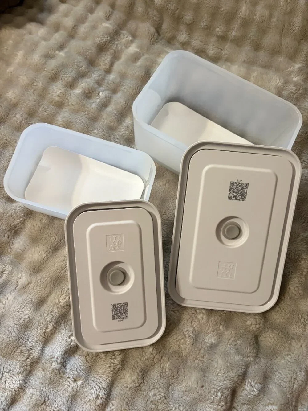 Zwilling Fresh & Save 3 Pc Vacuum Food Storage Container Set Plastic S M L sizes